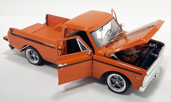 楽天市場】ミニカー 1/18 1965 シボレー C10 ピックアップ