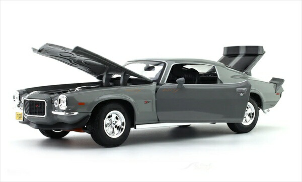 楽天市場】ミニカー 1/18 AUTOWORLD☆1967 シボレー・カマロ Z28 赤/白