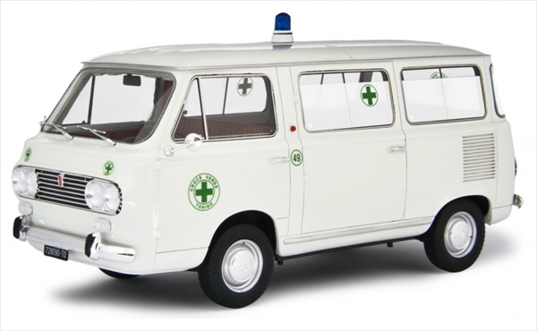 ミニカー 1/18 1965 命令850 バン 救急車 白いこと  Fiat 850 Familiare Ambulance 1965-76 命令 LRM 取っておく商いもの