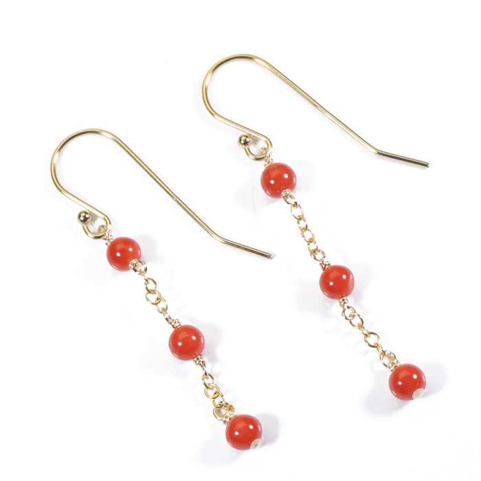 地中海紅珊瑚 フック ピアス ゴールドフィルド 無染色 SANSUI レディース 女性 ファッション アクセサリー ジュエリー 還暦祝い 珊瑚婚式 3月誕生石 厄除け 魔除け ラッピング無料 送料無料 高知 土佐｜宝石珊瑚のSANSUI