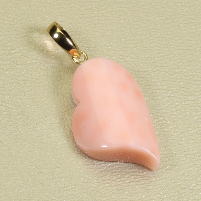 桃 珊瑚 ペンダント ハート K18YG イエローゴールド 無染色 SANSUI レディース 女性 ファッション アクセサリー ジュエリー 還暦祝い 珊瑚婚式 3月誕生石 ラッピング無料 送料無料 23,100円