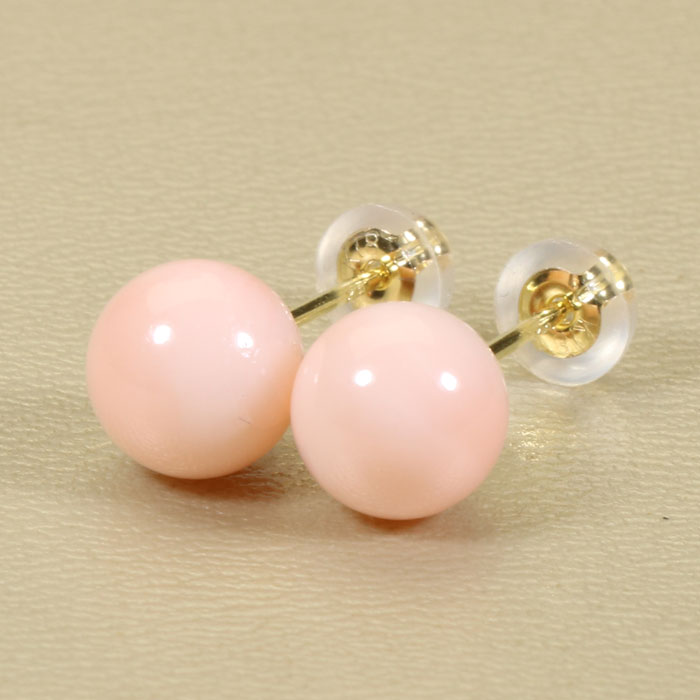 ミス珊瑚 ピンク ピアス 丸玉 K18 18金 イエローゴールド 無染色 SANSUI レディース 女性 ファッション アクセサリー ジュエリー 珊瑚婚式 3月誕生石 ラッピング無料 送料無料 高知 土佐｜宝石珊瑚のSANSUI