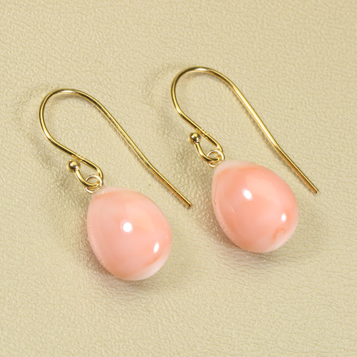 ガーネ珊瑚 ピンク ピアス ペアシェープ フック シルバー 無染色 SANSUI レディース 女性 3月誕生石 天然珊瑚 sango 本さんご コーラル 宝石 サンゴ 土佐 高知 ラッピング 無料 送料無料 12,600円