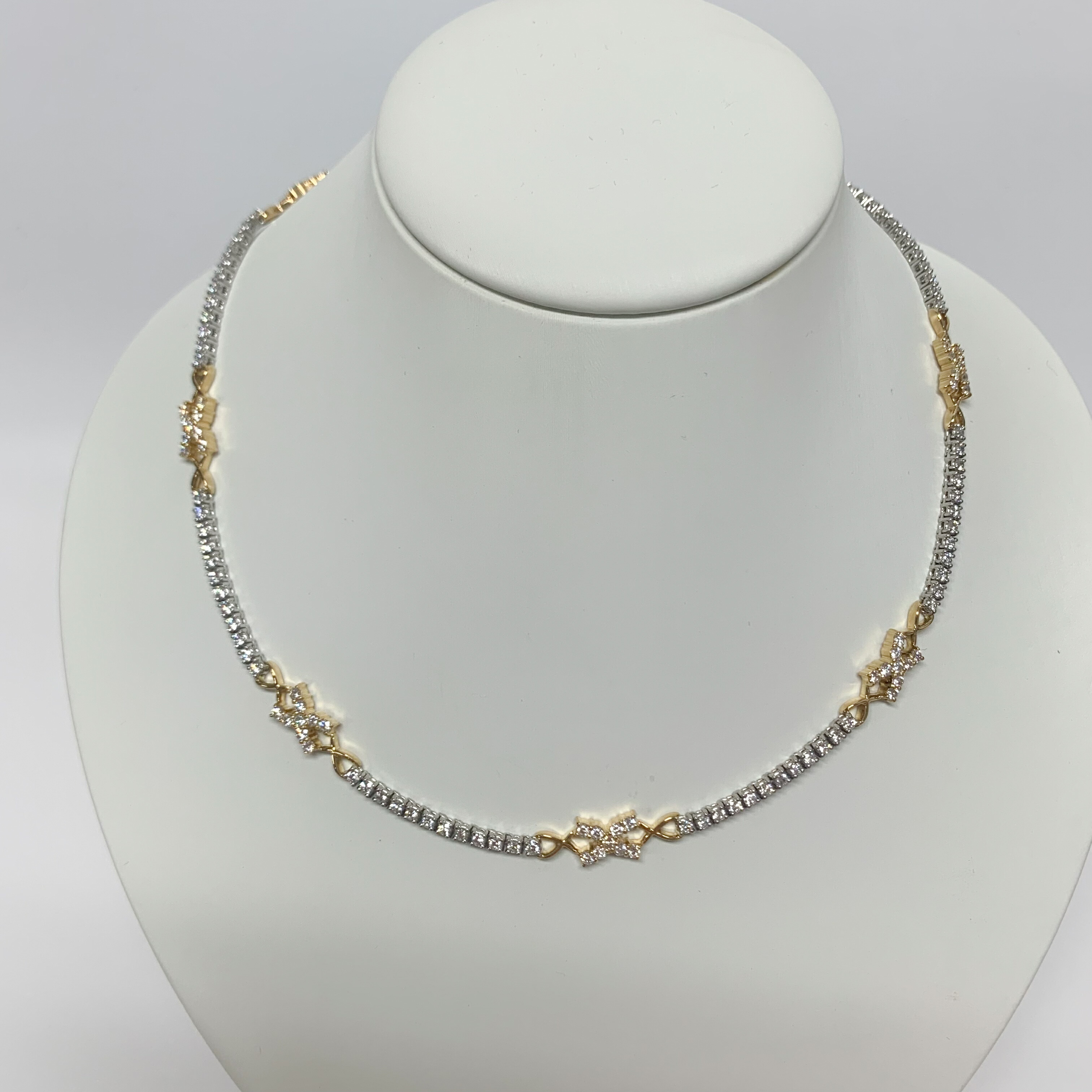MIKIMOTO ネックレス 6 ~ 6,5 mm 楽天市場】（新品仕上げ済）ミキモト MIKIMOTO スリー ループ