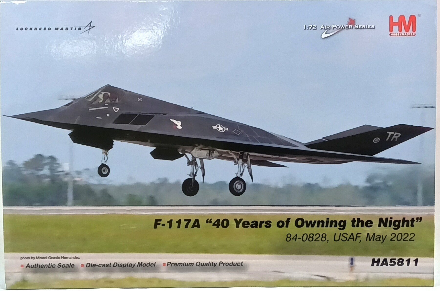 ホビーマスター F-117 ナイトホーク 砂漠の嵐作戦 中古品 ホビーマスター F-117 ナイトホーク 砂漠の嵐作戦 中古品