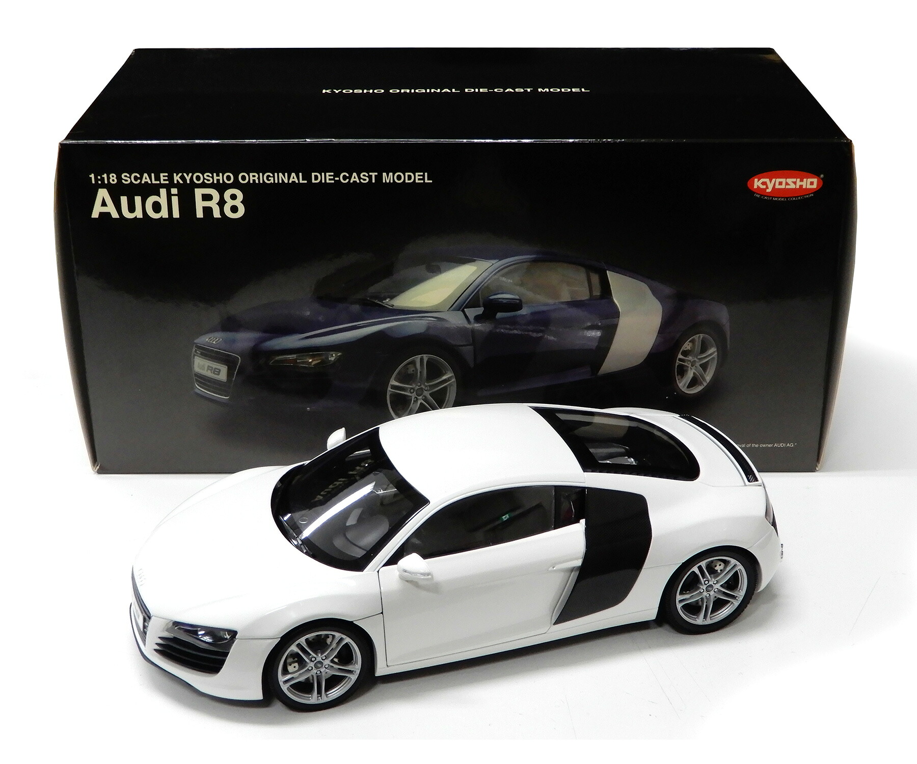【中古】 その他 スケールミニカー(1/8～1/35) 京商 1/18 アウディ R8 White Black Blade (K09213W) 【B】 外箱傷み・変色、保護紙に黄ばみあり (車体は美品です)｜ホビーランドぽち　店