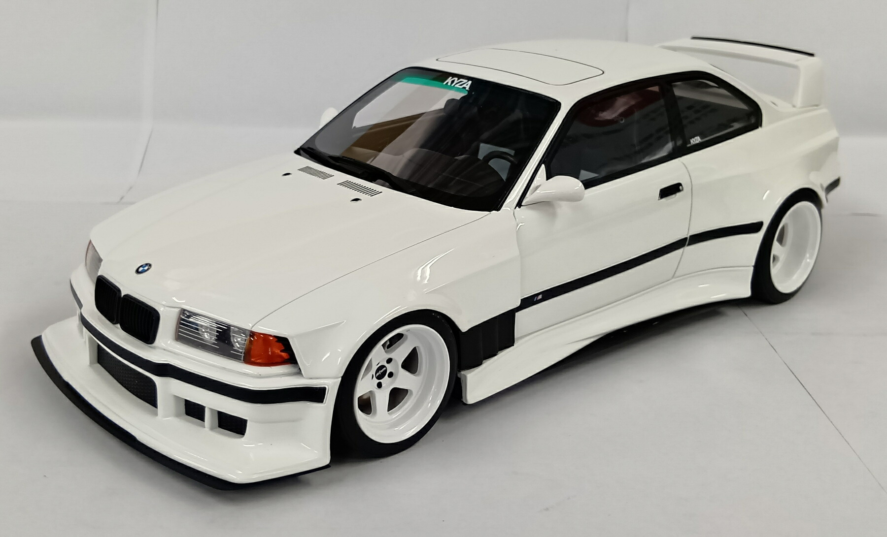 【中古】 その他 スケールミニカー(1/8～1/35) OttO 1/18 OTM1051 BMW E36 キジル セラム 2022 (ホワイト) 【A&acute;】 状態確認のため開封しております｜ホビーランドぽち　店