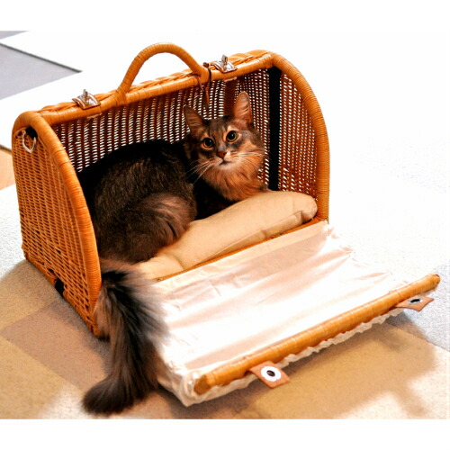 楽天市場】【送料無料】シンシア ラタンキャリーベッド2way (Mサイズ