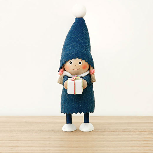 NORDIKA nisse ノルディカ ニッセ 人形 プレゼントを持った青い服の女の子