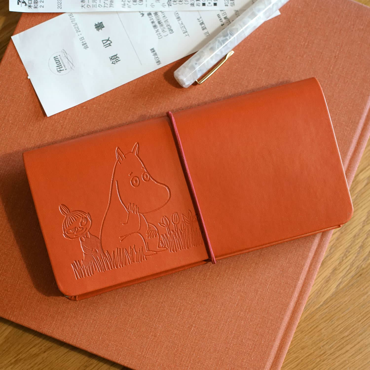 HIGHTIDE x Moomin Receipt Holder - Red