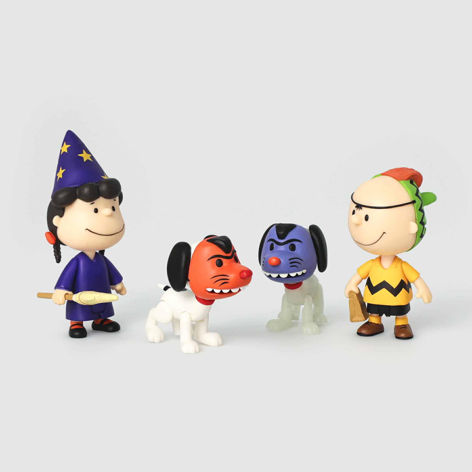 楽天市場】Super7 Peanuts Blind Box Wave 5 More Snoopies - Blind