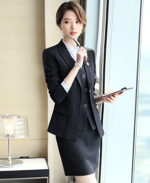 大人女性の ビジネス スーツセット 4点セットスーツ 長袖ジャケット