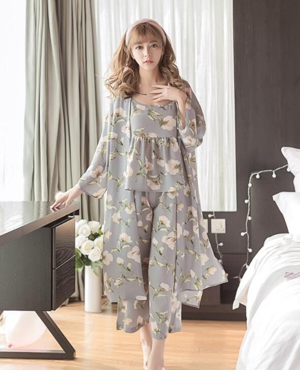 オシャレ 新作 パジャマセット 3点パジャマ ネグリジェ レディース 前開き 花柄 パジャマ レディース 総柄 寝間着 ランジェリー ルームウェア 部屋着 女性パジャマ かわいい 冷房対応 M L Xl 可愛い 花柄付き パジャマ グレー Giosenglish Com