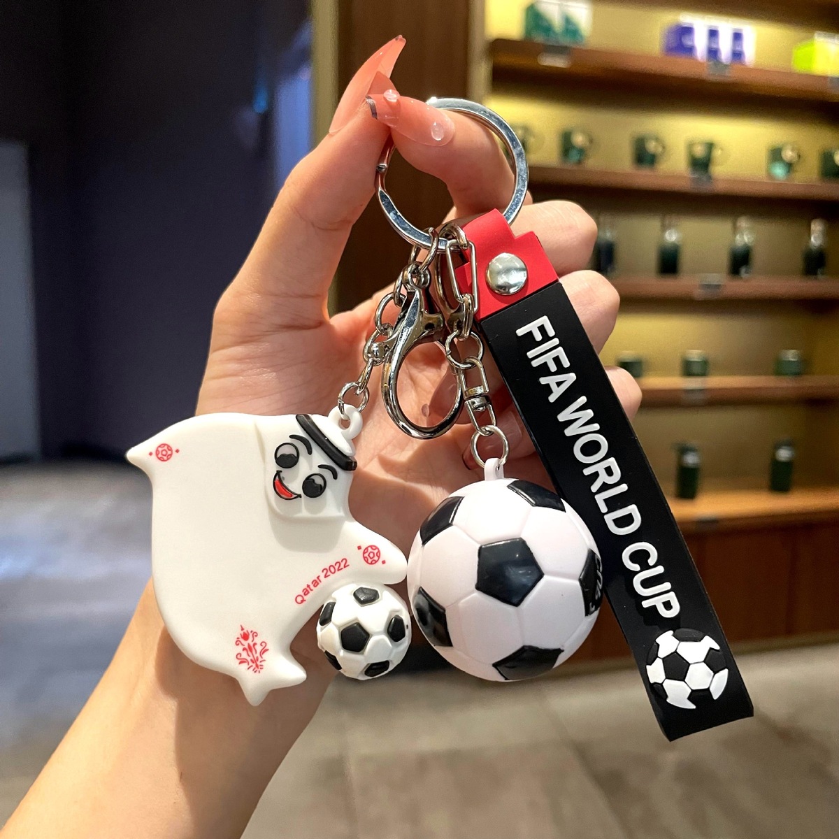 FIFAワールドカップ　カタール2022 公式グッズ　ライーブ　リュック 楽天市場】【売り尽くし】FIFA ワールドカップ カタール 2022
