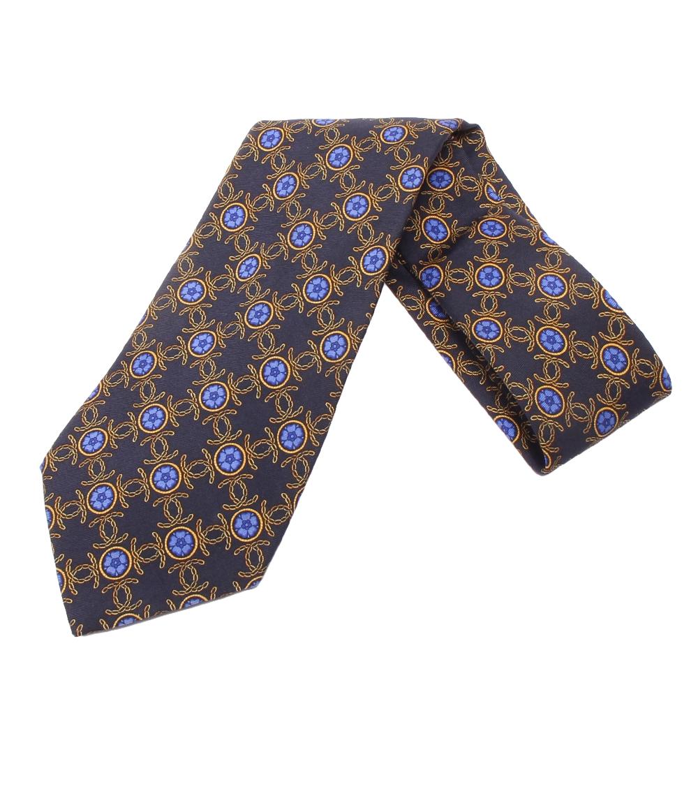 シャネル ネクタイ CC ネイビー シルク100% 中古美品！(02025) シャネル ネクタイ CC ネイビー シルク100% 中古美品！(02025) - メルカリ