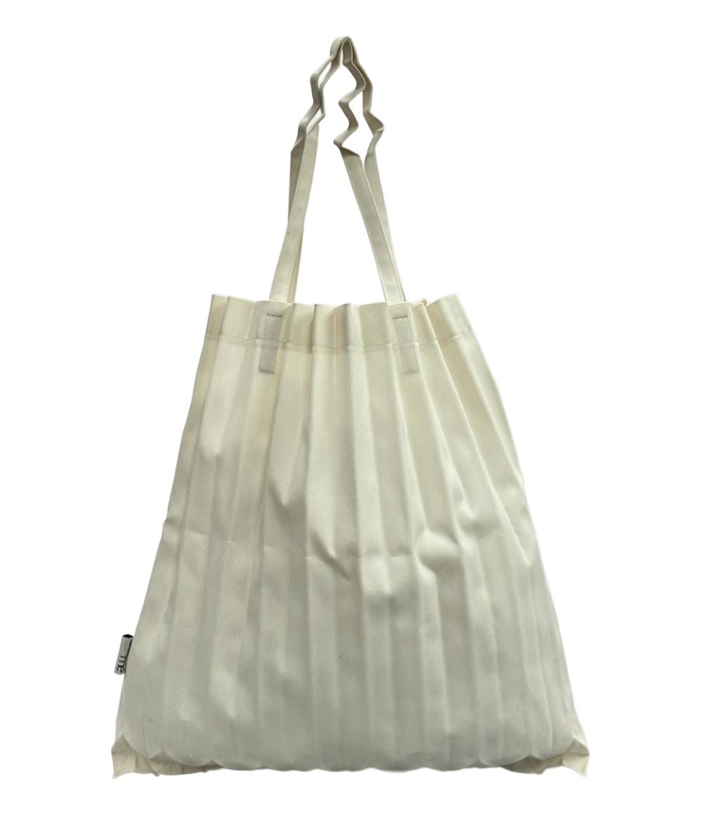 バッグ me 楽天市場】me ISSEY MIYAKE ミー イッセイミヤケ トランクプリーツ