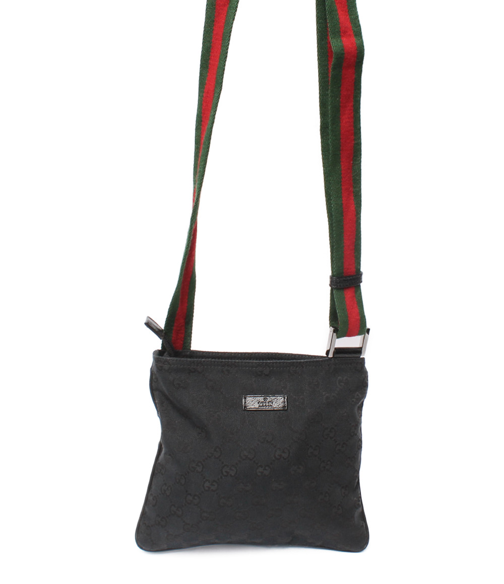 Puppy-Hearts Sports Bag
