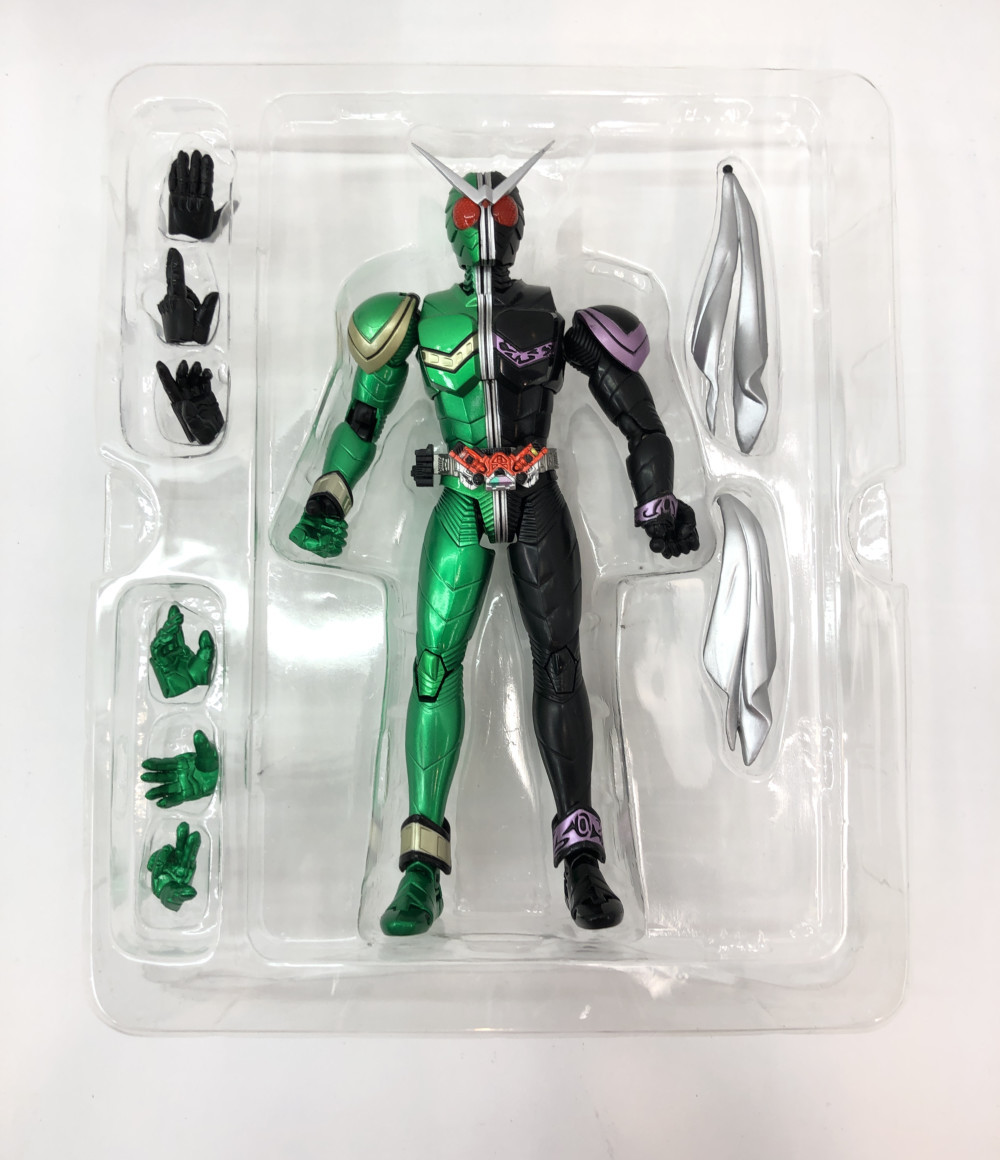 楽天市場 中古 S H Figuarts 仮面ライダーw サイクロンジョーカー バンダイ フィギュア ハグオール ホビー