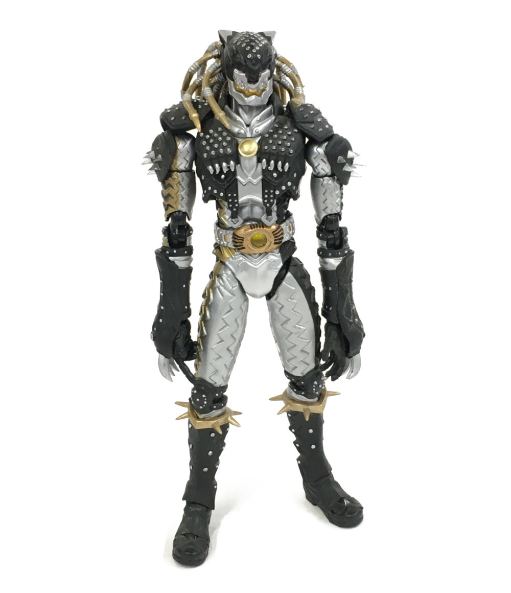 楽天市場 中古 S H Figuarts 仮面ライダーオーズ カザリ バンダイ フィギュア ハグオール ホビー