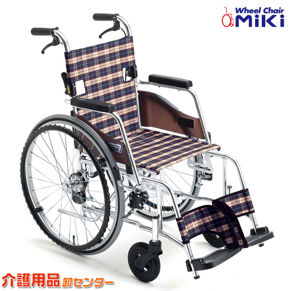 楽天市場】車椅子 軽量 折り畳み 【MiKi/ミキ Skit(スキット)六輪車 ...