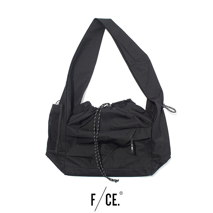 F/CE(エフ　シーイー)エフシーイー エフシーイー テクスチャード ツイル フロシキ 2ウェイ ショルダー　FTT36261B0002　TEXTURED TWILL FUROSHIKI 2WAY SHOULDER　鞄　バッグ　ショルダー　ユニセックス｜HULLE店 16,500円