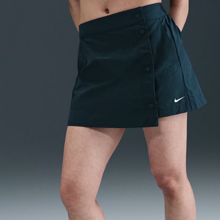 国内配送★NIKE★ESS ウーブン スコート スタイル◎ 国内配送☆NIKE☆ESS ウーブン スコート スタイル◎ (Nike
