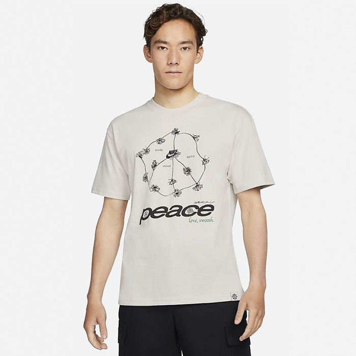 NIKE◆スニーカー◆グラフィック◆コットン◆Tシャツ[送料込] 楽天市場】【10%OFF】ナイキ グラフィック Tシャツ NIKE NSW