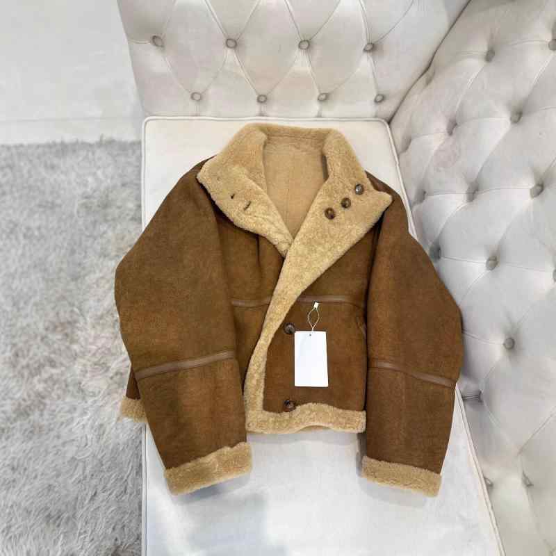 秋冬 レディース ショート丈 バイカー ジャケット 羊革 ファー 一体型 コート メリノウ ウール 混 スタイル 高級感 軽量 暖か