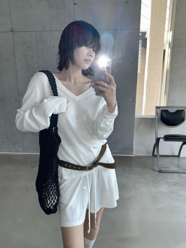 レディース 長袖 Vのど首 編み物 トップス 韓国 ゆったり 影ぼうし 心地よい ティーシャツ 原料品 木目細かな手当たり 吸湿速乾 日常使い走り お部屋着
