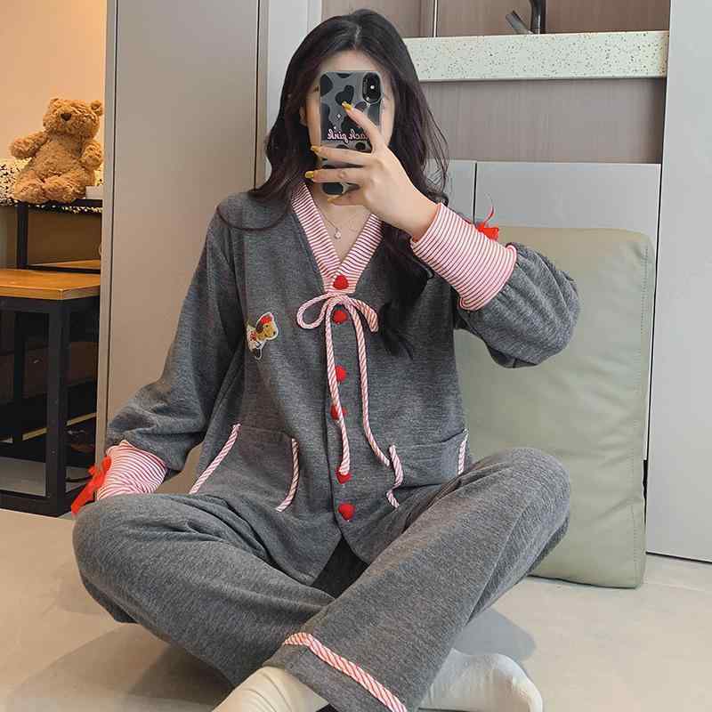 ルームウェア 女性用 秋冬 Vネック プリンセス風 ダックスフンド柄 かわいい セット 部屋着 外出着 暖かみ 柔らかい 素材 少女向け ラウンジウェア
