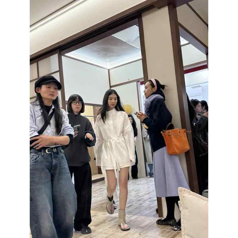 ショートパンツ レディース 春夏 高腰 ハイウエスト ボトムス 短パン ズボン ハーフパンツ ホットパンツ カジュアル 無地 部屋着 普段使い 通学 通勤用 ビジネス OL 事務服 シンプル ミニ丈 薄手 脚長 美脚効果 涼しい 快適 ブラック ベージュ|新風堂