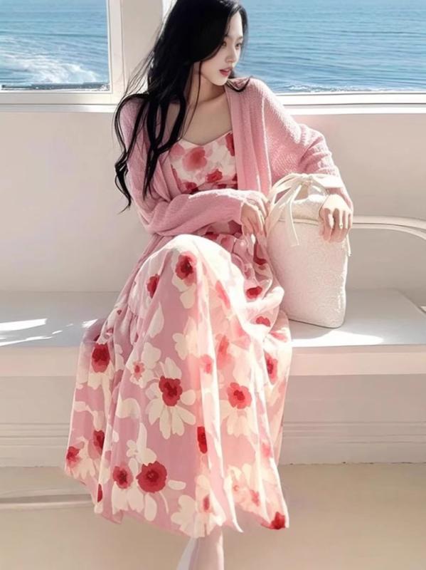 レディース 春夏 サクラ色 小花柄 キャミワンピース ジレー 書き割り 大きめ 大いさ ゆったり影ぼうし フレンチ表現スタイル 雅びやか 普段使い
