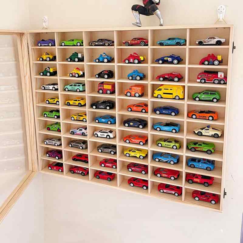 ミニカー 収納ボックス 陳列ラック 模型展示ケース コレクション整理 ディスプレイ棚 ダイカストカー ランナー模型 プラスチック製 コンパクト 部屋置き ホビー収納 玩具整理 デスクトップラック｜新風堂