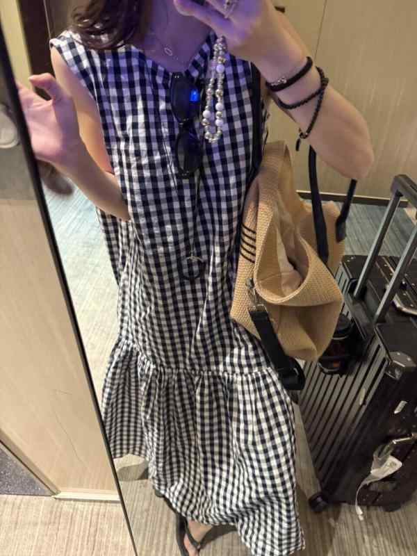 衣装 レディース 夏 ノースリーブ ロング丈 黒白 照合のしるし 非対称的 後押し ひな型 凝った 表現スタイル か細い 影ぼうし 心地好い 普段使い走り 口さかしい 相応う