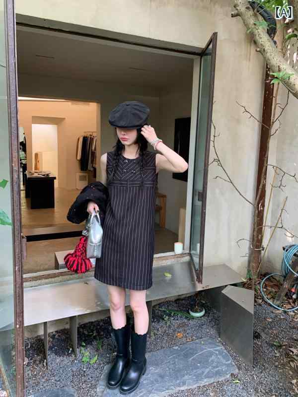 ワンピース レディース ストライプ柄 ノースリーブ 膝下丈 ミディドレス 夏用 小柄対応 上品 フェミニン カジュアル 日常使い 軽やか 涼しい シルエット