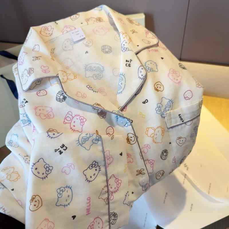 レディース パジャマ セット 長袖 ロングパンツ 襟付き カートゥーン柄 綿100% 二重ガーゼ 部屋着 ルームウェア 柔らかい素材 肌触り良い 吸湿性 通勤後 リラックス｜新風堂