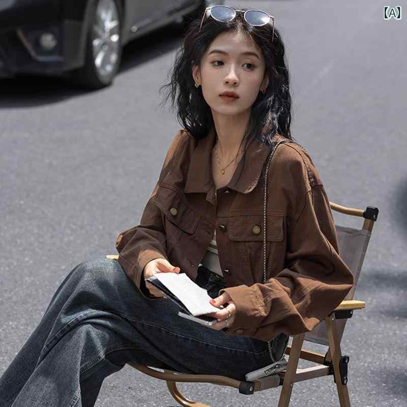 ジャケット レディース 長袖 ショート丈 ワークスタイル キャラメルカラー 春秋 小柄対応 スリムシルエット コンパクトデザイン 軽量素材 通勤 普段使い