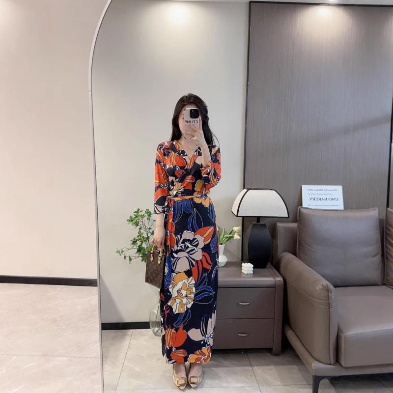 ワンピース レディース オレンジ 大花柄 ビーチドレス ロング丈 夏用 花柄 ビッグフラワー 軽量 通気性 ビーチウェア サマードレス