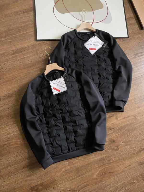 調教師 メンズ 秋冬 汗水 編み物 うつり変わり トップス 丸首 ティーシャツ 長袖 朦々たる 防寒 生あたたかい 心地よい 運動競技 アウトドア 難民キャンプ ゆったり 大層らしい大きさ 細見せかけ 体型取りまかなう 成人男性服 成人男性用 重ね着風 下着類御召しもの お座敷着 普段