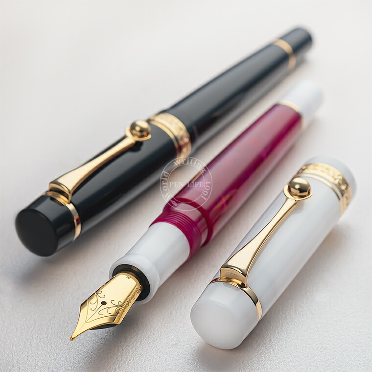 楽天市場 Fpr26 Fpr Tanoshii コレクション 四季の色を万年筆で再現するシリーズ 第2弾 レジン製 四季彩 万年筆 秋色 ミディアムサイズ ゴールドトリム ピンク ブラック Ef 極細 F 細字 M 中字 B 太字 即納 宅配便 オリジナル カートリッジ コンバーター 両用