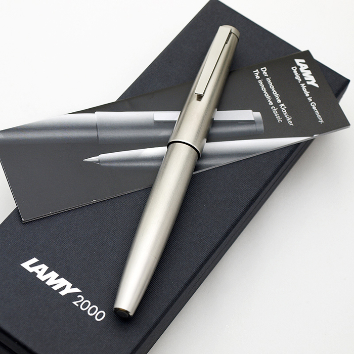 値下げ]LAMY(ラミー) 2000 万年筆 14K EFニブ+spbgp44.ru