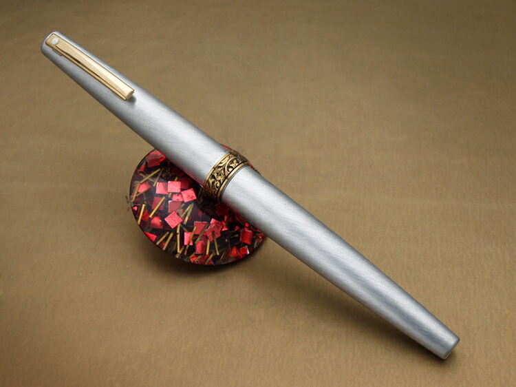 Stationary shop PenLife 70'S masterpiece! Best fine pen where