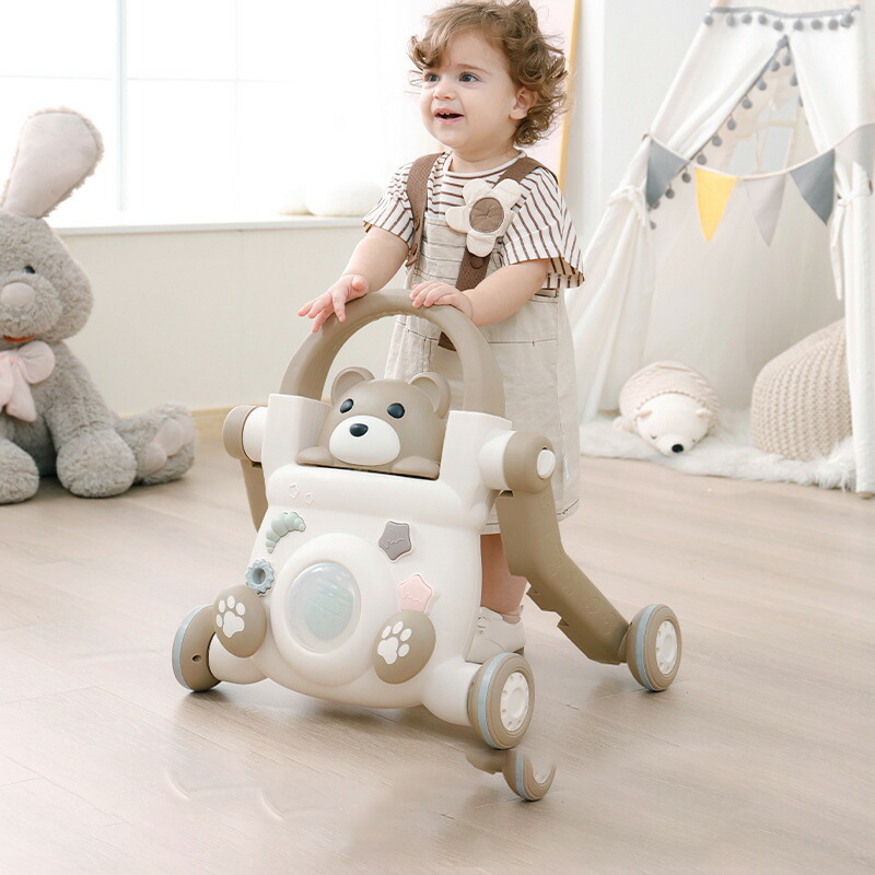 手押し車 ベビーウォーカー 手押し車/バランスカー/キックボード/トロリー 三輪車 乗用玩具 子供用 手押し棒付き 乗り物 知育玩具 歩行練習 おしゃれ かわいい 出産祝い 誕生日プレゼント 1歳～4歳