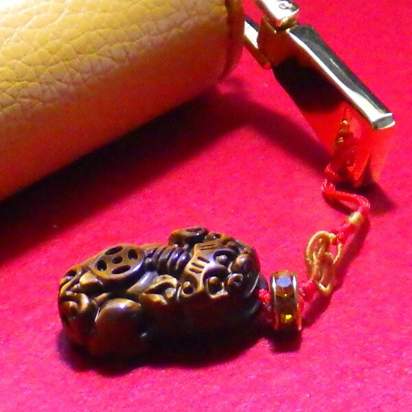 楽天市場】◇蓄財・招財◇ 天然 水晶 貔貅 ヒキュウ 彫刻 置物◇高品質