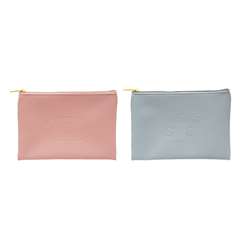 楽天市場】合皮 型押し マチ付ポーチ 英字柄 : ひゃくえもんプラス