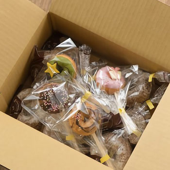 ウフフ「ウフフドーナチュ 季節のドーナツ15本パーティセット(ご自宅用簡易包装)」クール冷凍便:金沢のママたちの手作りドーナツです