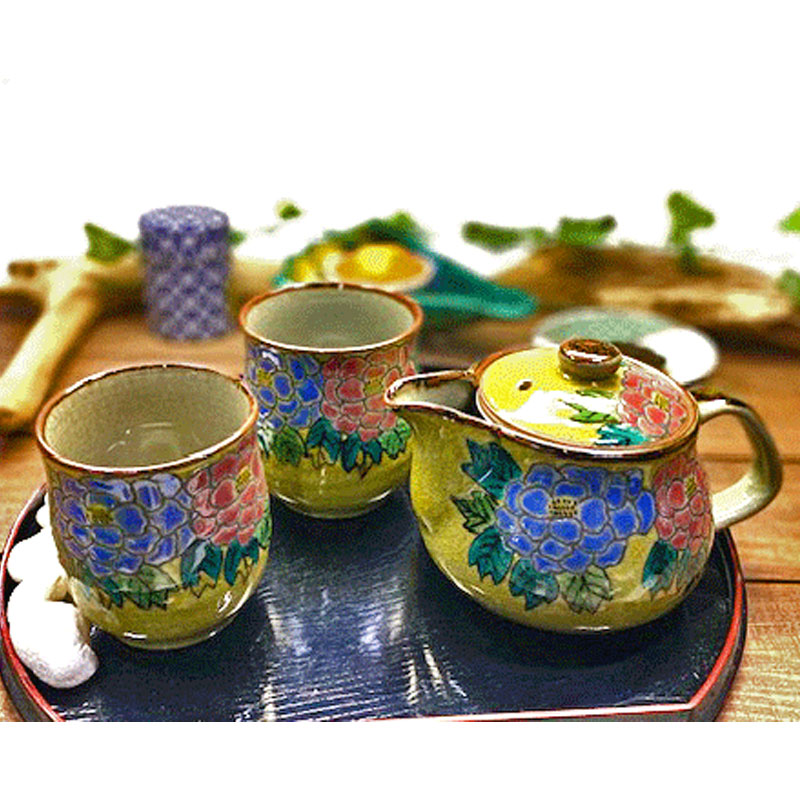 九谷焼　酒井百華園： 【お茶の間セット】大　濃い塗り牡丹　裏絵【送料無料ライン対象外】