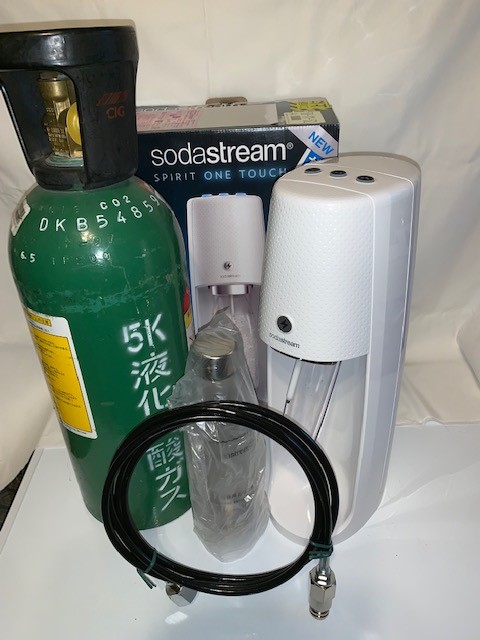 【直売純正】ソーダストリーム スピリット ワンタッチ FC1752 1-2 ホワイト 炭酸 sodastream SPIRIT ONETOUCH ほぼ未使用 その他