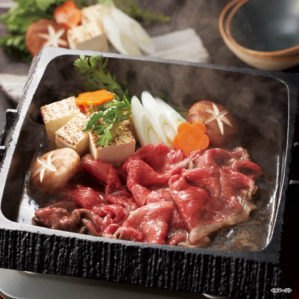 松阪牛 すき焼き モモ 450g|三重県産 伊勢屋 和牛 高級牛肉 すき焼き用 ギフト 贈答用 お取り寄せグルメ お中元 お歳暮 送料無料 冷蔵|イワタニアイコレクト ごちそうch