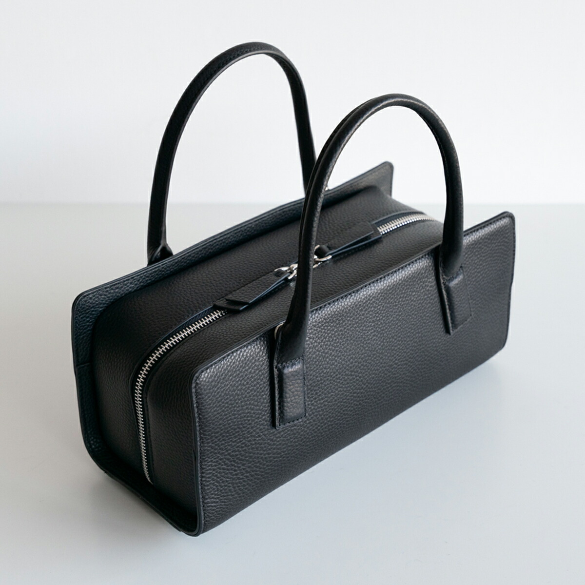 yuki(ドキ子さん)ROOMコラボ】 本革 ボストン 横長バッグ バゲット